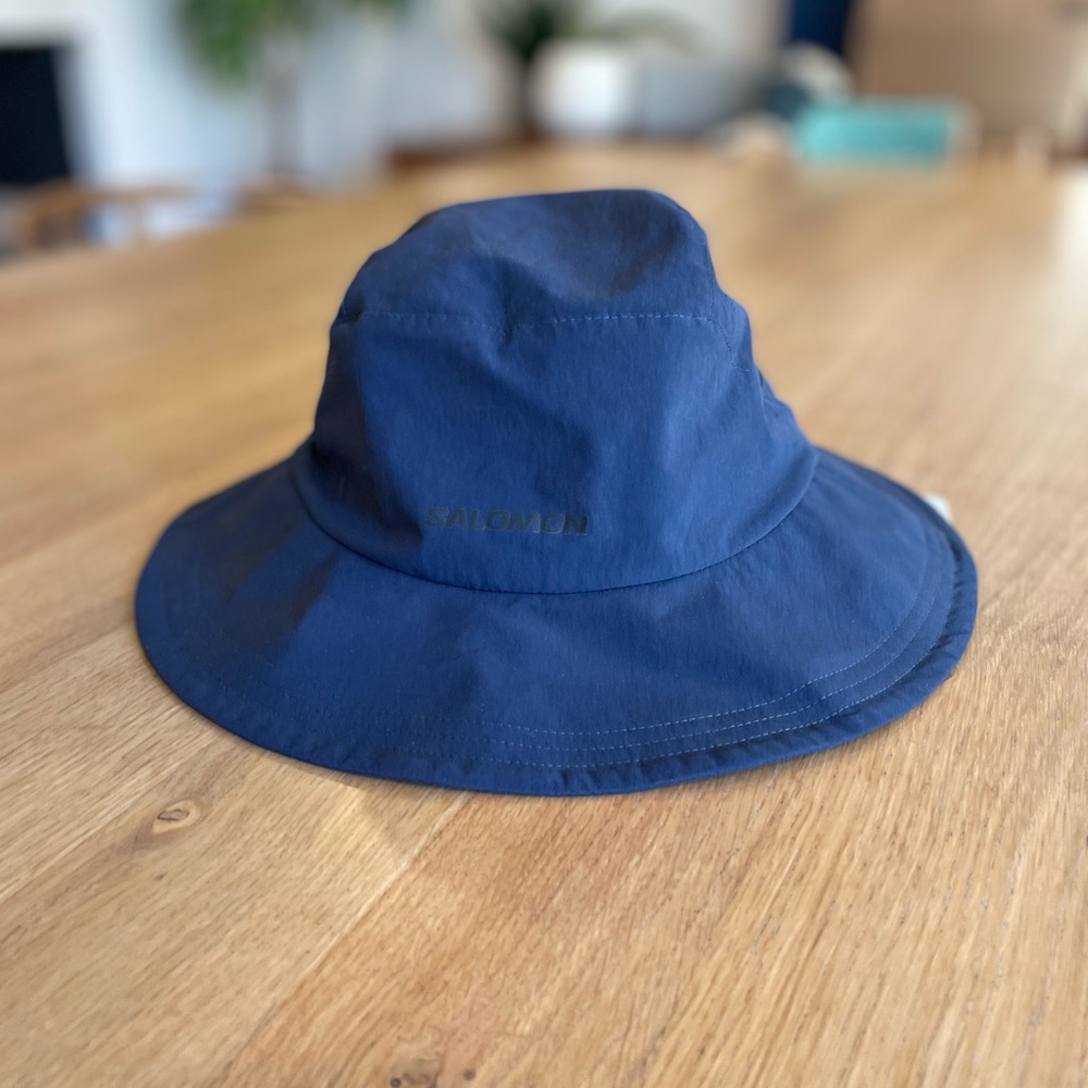 Salomon Mountain Bucket Hat Blue Navy NWT